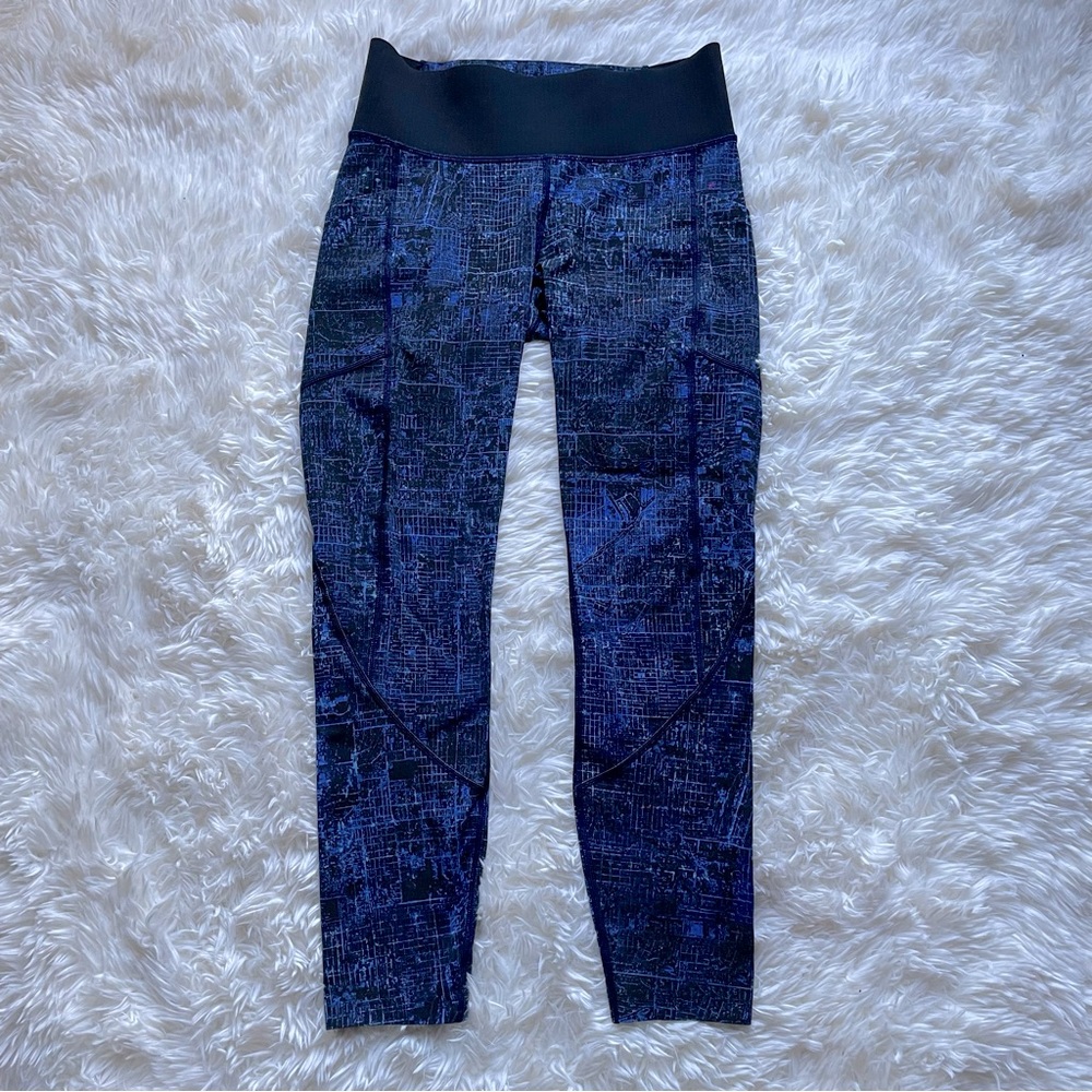 Lululemon Keep Your Form Tights City Print 6
